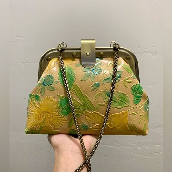 Handmade Genuine Leather Floral Embossed Chic Metal Frame Bag/Crossbody - Picture 1 of 15